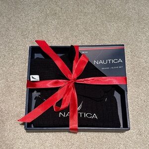 NATUICA Black Gloves and Beanie Set